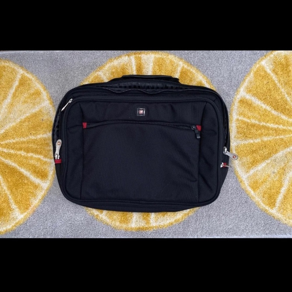 Swiss gear laptop carrier